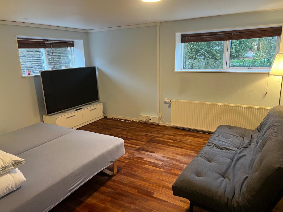 The Italian House 4 Apartment Олбор Екстериор снимка